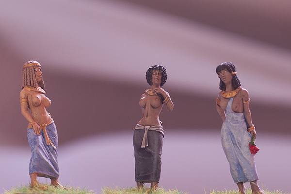 court ladies, dark fable miniatures